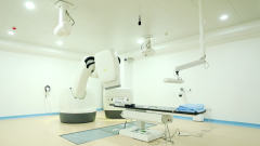 广州中医药大学金沙洲医院国际肿瘤医疗中心引进最新射波刀，彰显技术实力